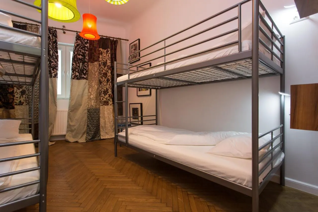 Hostal Hostello Bucarest Rumanía