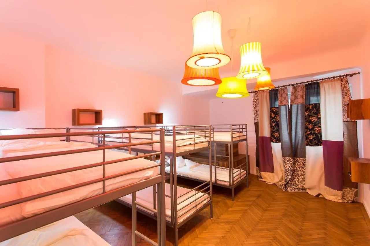 Hostello Bucarest Hostal